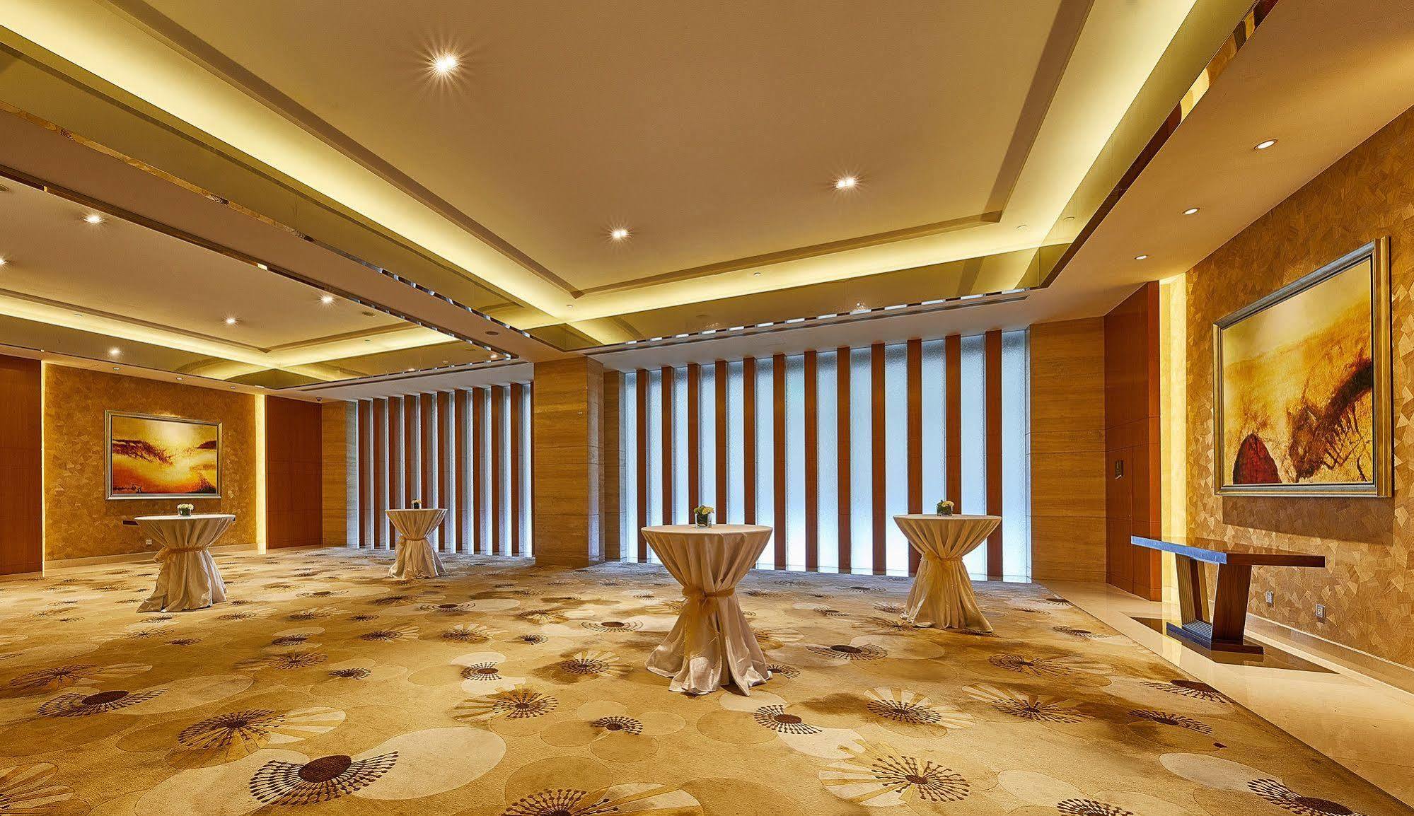 The Westin Nanjing Xuanwu Lake Extérieur photo